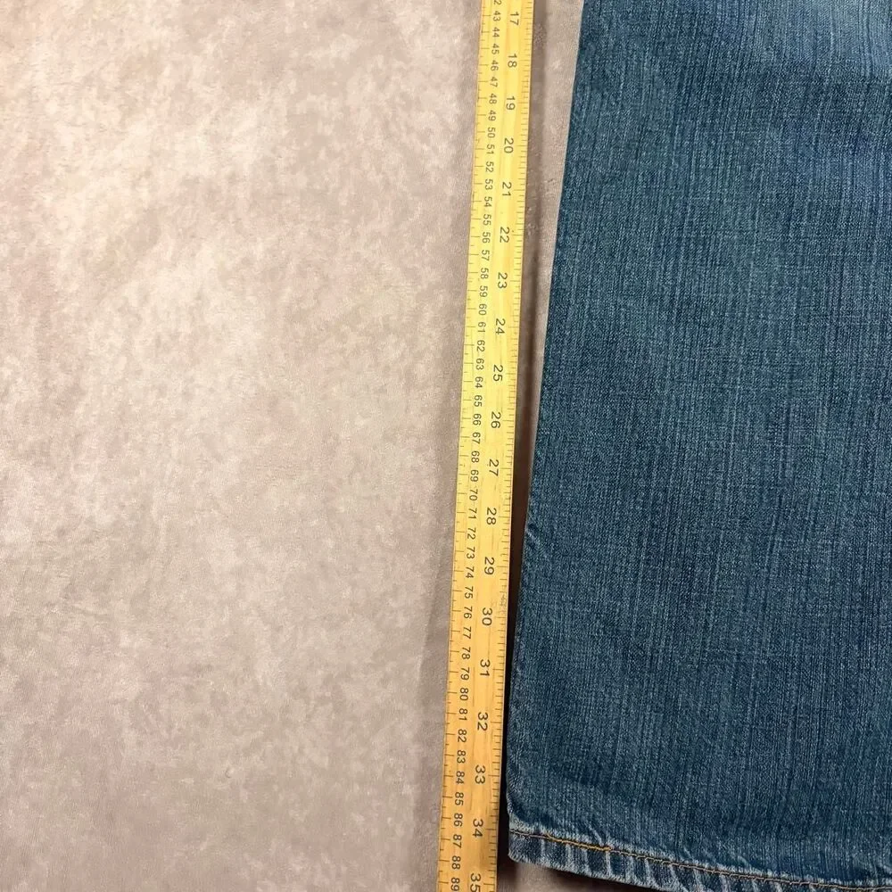 levis 550 loose fit blue jeans